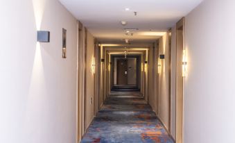 Yinshe Hotel (Chengdu Southwest Jiaotong University Shawan Subway Station)