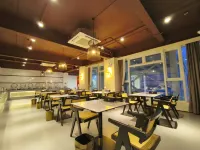Sanmengji Sunset Harbor Resort Villas (Xixiakou Zoo Branch)