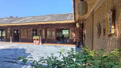 Langshan Bajiaozhai Xiao'er Farm House