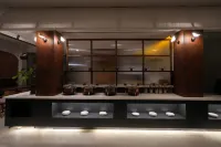 Kangding YeKe Yeke Hotel (Love Song Square) Hotel di Kangding