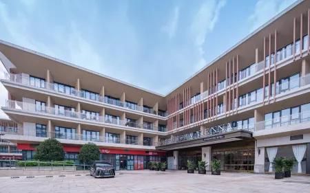 Vienna International Hotel （Chengdu Tianfu International Airport Branch） Отели рядом с достопримечательностью «Chengdu Sports Institute (New Campus)»