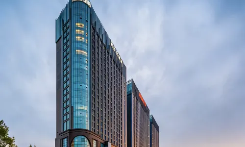 Flower Hotel (Zhengzhou High-speed Railway East Station,)