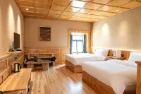 Gahui Kangxiang Homestay (Daocheng Yading Branch) - เปิดใหม่