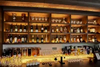 Huangshan Yi Tachuan Hanting Yaxu · Boutique Designer Vacation Villa Homestay (Hongcun Town) - Bar