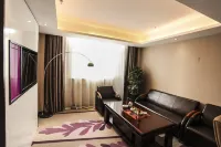 Zeqi Hotel (Kaifeng Songcheng Road Station) Hotels in Kaifeng