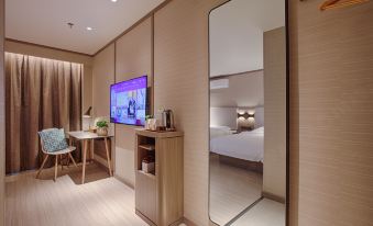 HanTing Hotel (Zhaoyuan Hexi Road Cultural Mall)