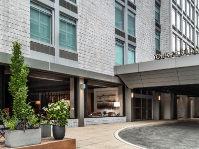 Vignette Collection YOURS TRULY DC by IHG