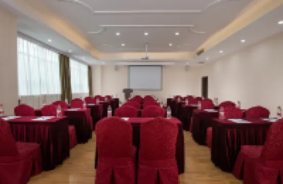 Vienna Hotel (Qingzhou Ancient City) Hoteles en Qingzhou