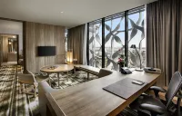 كراون بلازا تشانجي أيربورت باي آيتش جي