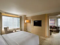 DoubleTree by Hilton Kuala Lumpur Отели рядом с достопримечательностью «Конгресс-центр The Intermark»