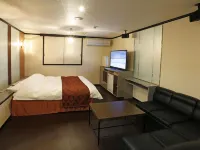 Hotel Fine Garden Gifu - lãng mạn