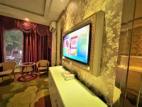 Yuepeng Hotel (Guigang Wanda Plaza) - Homestays