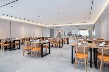 Country Inn & Suites by Radisson, Guiping Xishan Branch Отели в г. Гуйпин