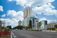 烏魯木齊鐵路局地鐵站可風麗呈睿軒飯店 新疆工程學院(天津路校區)附近的飯店