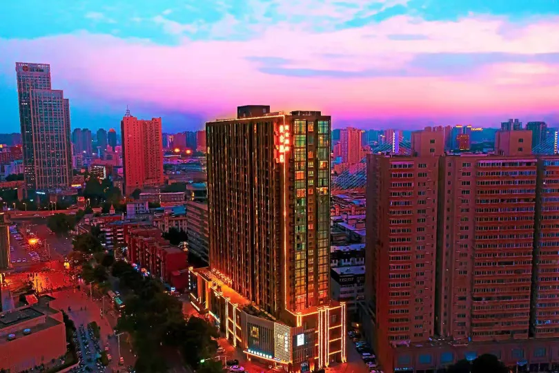 Madison Hotel Zhengzhou Erqi Public Square