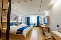 Super 8 Hotel Shihezi Century Plaza