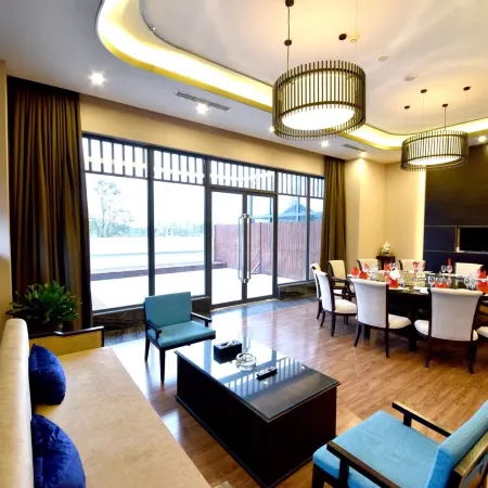 NATURAL TIANCHEN·LOTUS GRAND HOTEL