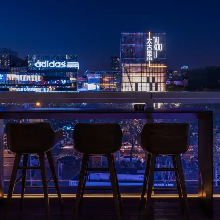 InterContinental Hotels BEIJING SANLITUN by IHG