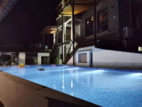 Yunshang Caoyuan Nashan Nashe Resort Hotel