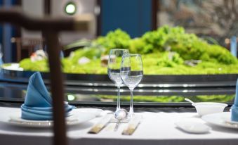 Jinzhou Blossom Hotel