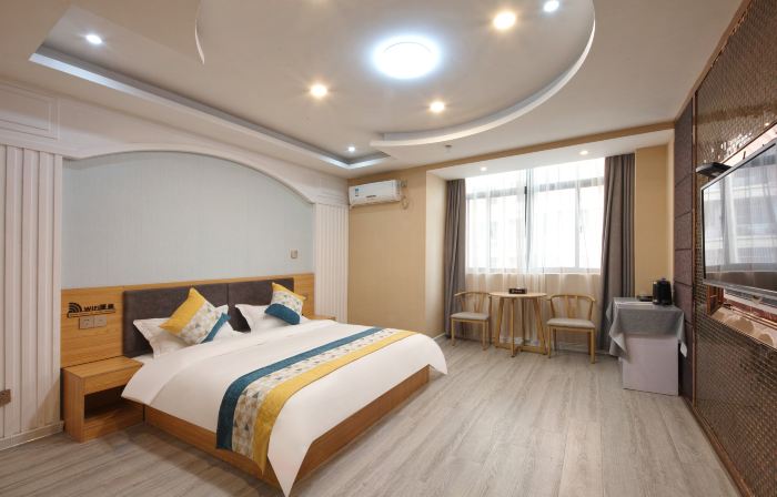 Pebble Hotel (Suixi Qianlong Lake Guobin No.1)