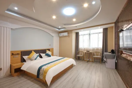 Pebble Hotel (Suixi Qianlong Lake Guobin No.1) Отели в г. Суйси