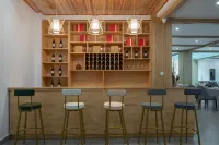 Tengchong Yunman shanting View Hotel - Barer