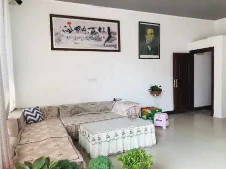 Honglin Hotel, Quxi Отели рядом с достопримечательностью «Liuzi Suitang Dayunhe Matou Ruins»