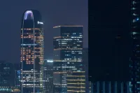 livetour International Apartment (Guangzhou Financial City Keyun Road Subway Station)
