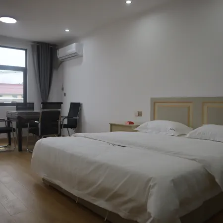 Qiupu Hotel