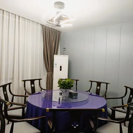 Tongxin Honghai Hotel