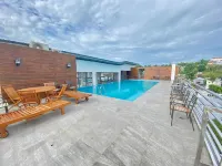 โรงแรม โกลเด้น พาเลซ อัมบอน