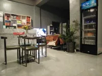 Honghong Business Hotel