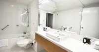 Pacific Hotel Cairns - Boutique
