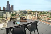 Embassy Suites by Hilton Seattle Downtown Pioneer Square - Mountain view