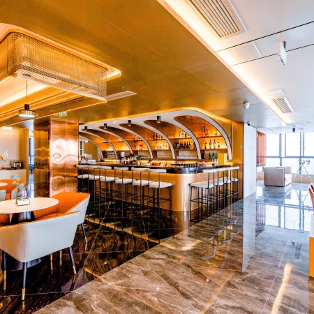 Yunmu Hotel (Luzhou Bubu Hi-Tech World Shop)