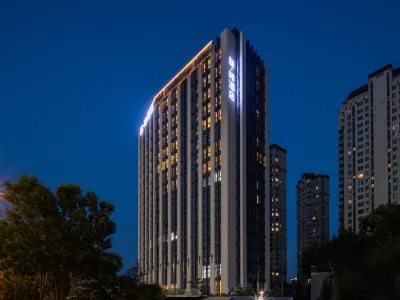 James Joyce Coffetel (Qingdao Xinduxin CapitaLand Mall Branch) Hotels in QingDao Central Business Distric