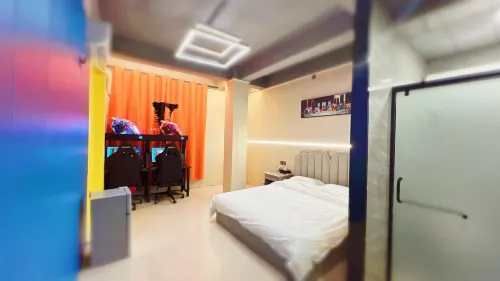 White Deer E-sports Hotel Hotel di Ye County