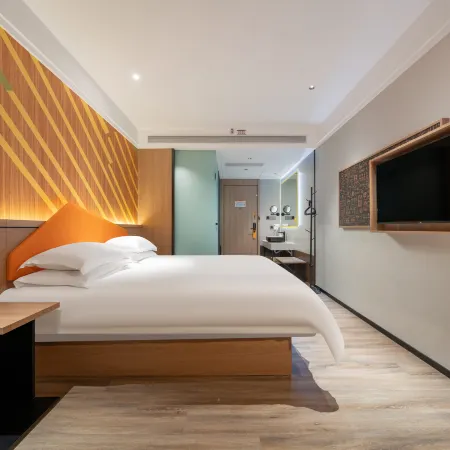 IU Hotel (Zibo Liuquan Road Branch Eight Bureau Branch)