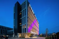 Lianyungang Wanda Plaza Atour Hotel Hotel di Huaihai Institute of Technology/Wanda Plaza