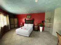 Cabilao Sunset Dive and Beach Resort Hotels in Loon