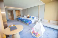 Sea View Art Hotel (Rizhao Duodao Sea Store)