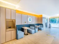 Hanting Hotel (Beijing Shijingshan Gucheng Shougang Park Branch) Hotels near Shijingshan