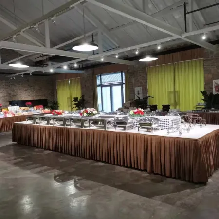 Surabaya Longwan Academy