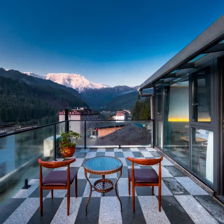 Qingquan Elegant Restaurant (Wawu Mountain Scenic Area)