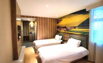 Motel Hotel (Lianyungang Tongguan Road Suning Plaza)