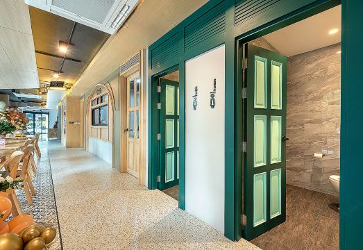 프라 나콘 포시텔