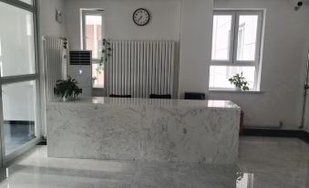Kuitun Xuezhiyuan Business Hotel
