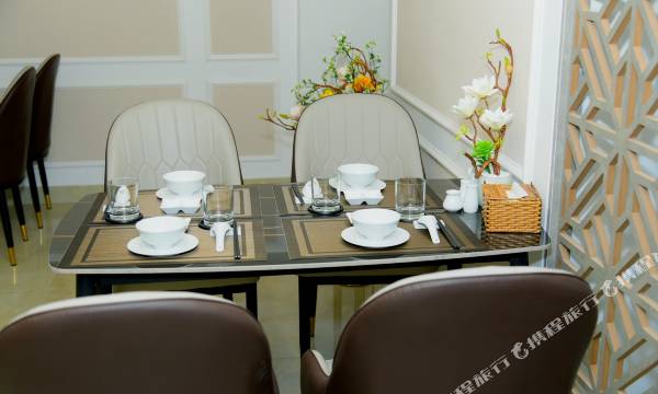 Hera Luxury Hotel