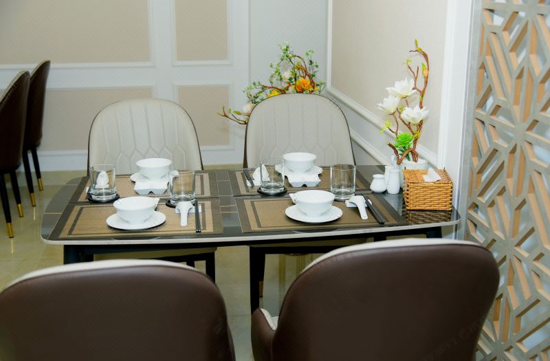 Hera Luxury Hotel